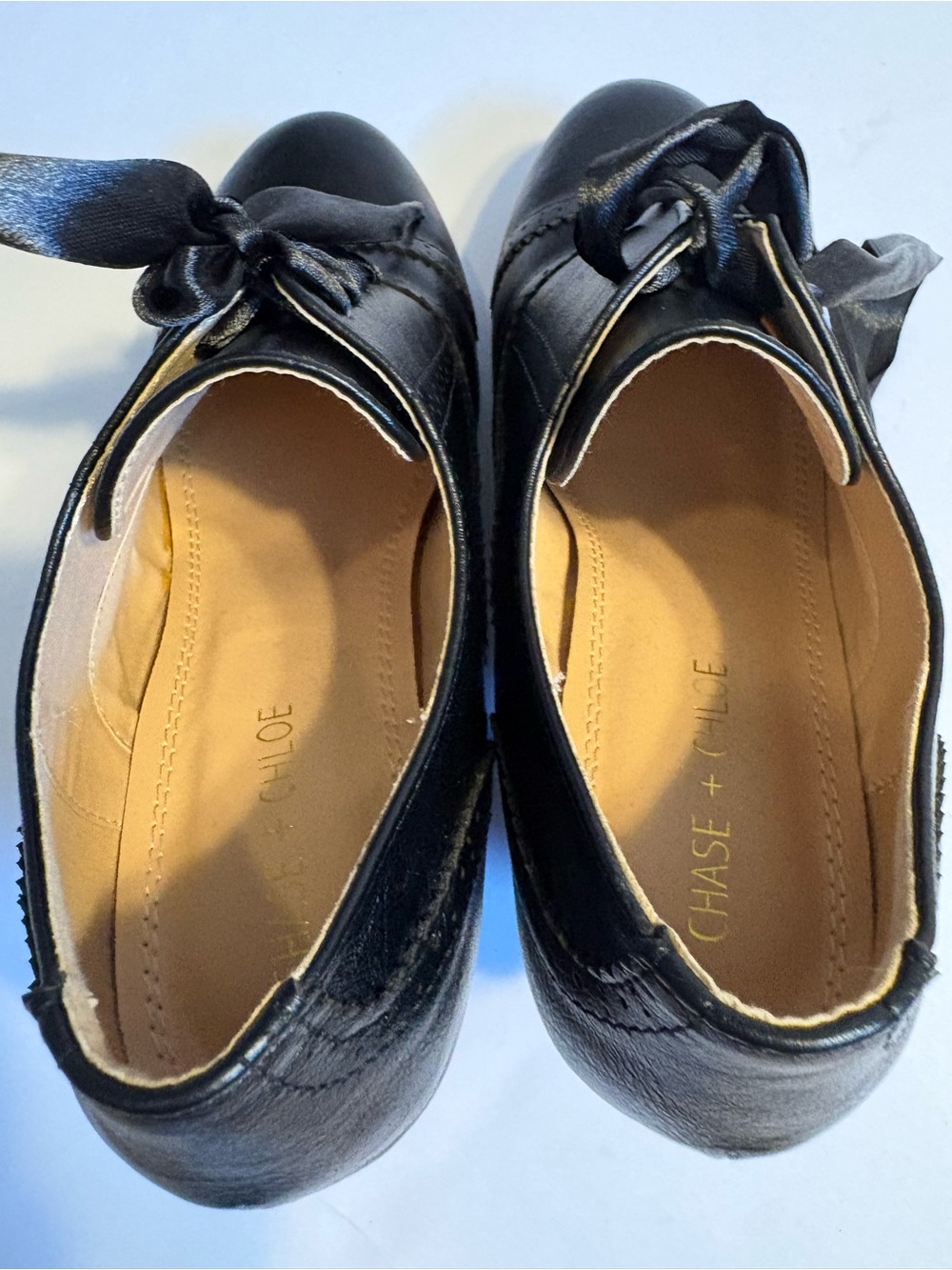 Chase + Chloe Black Vintage Wingtip Oxford Ribbon cone heels Size 10 fit smaller - Picture 9 of 15